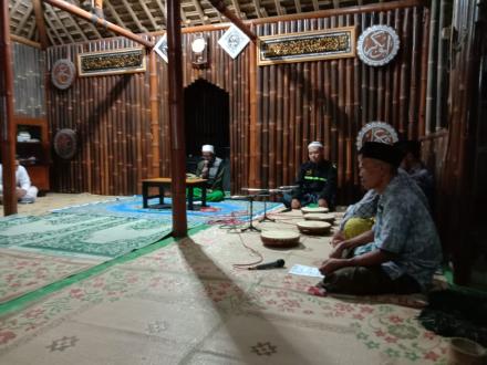 Pengajian Malam Ahad Kliwon di Pondok Pesantren Pring Bolong II