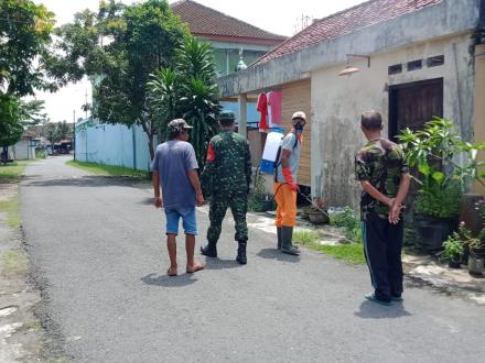 Penyemprotan Desinfektan di Dusun Bantul Timur RT 06