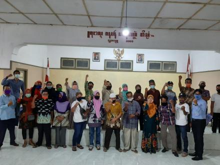 Rapat Koordinasi Pedagang Lapangan Trirenggo