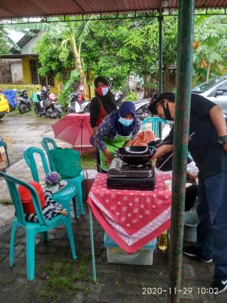 Peringati Hari Ibu, PKK Dusun Cepoko Adakan Lomba Memasak